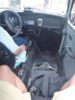 vnitřek taxi brouk - chybí přední sedačka pro lepší nastupování