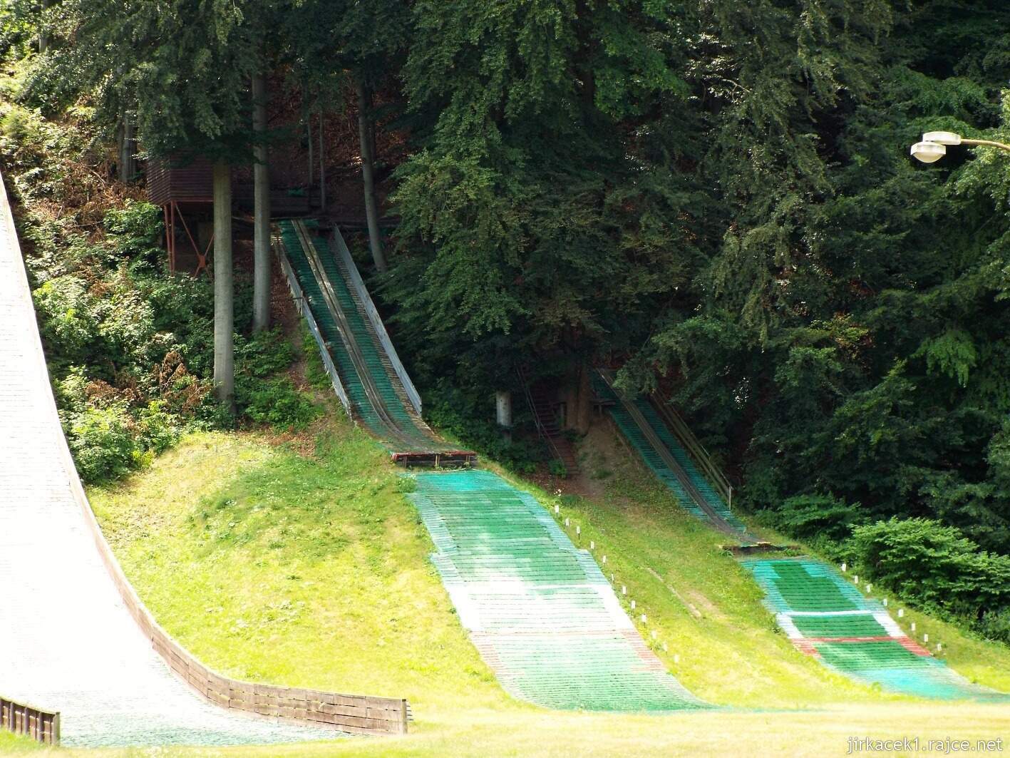 001 - Rožnov pod Radhoštěm - skokanské můstky 04
