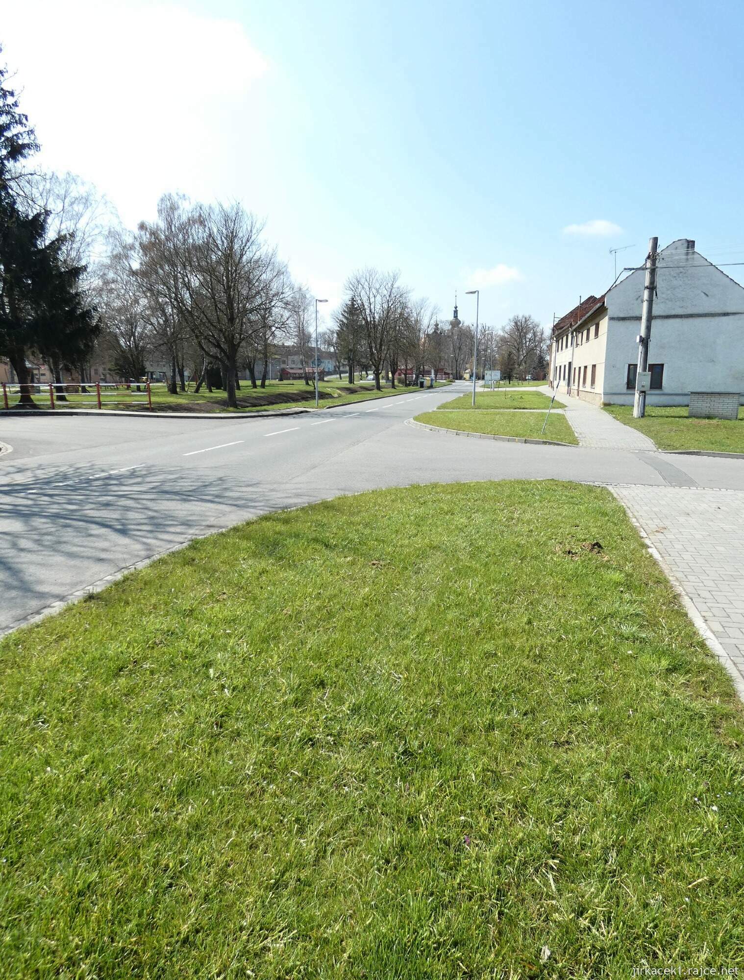 H - Naučná stezka Pivín - Skalka cesta od 8. k 1. zastavení 007