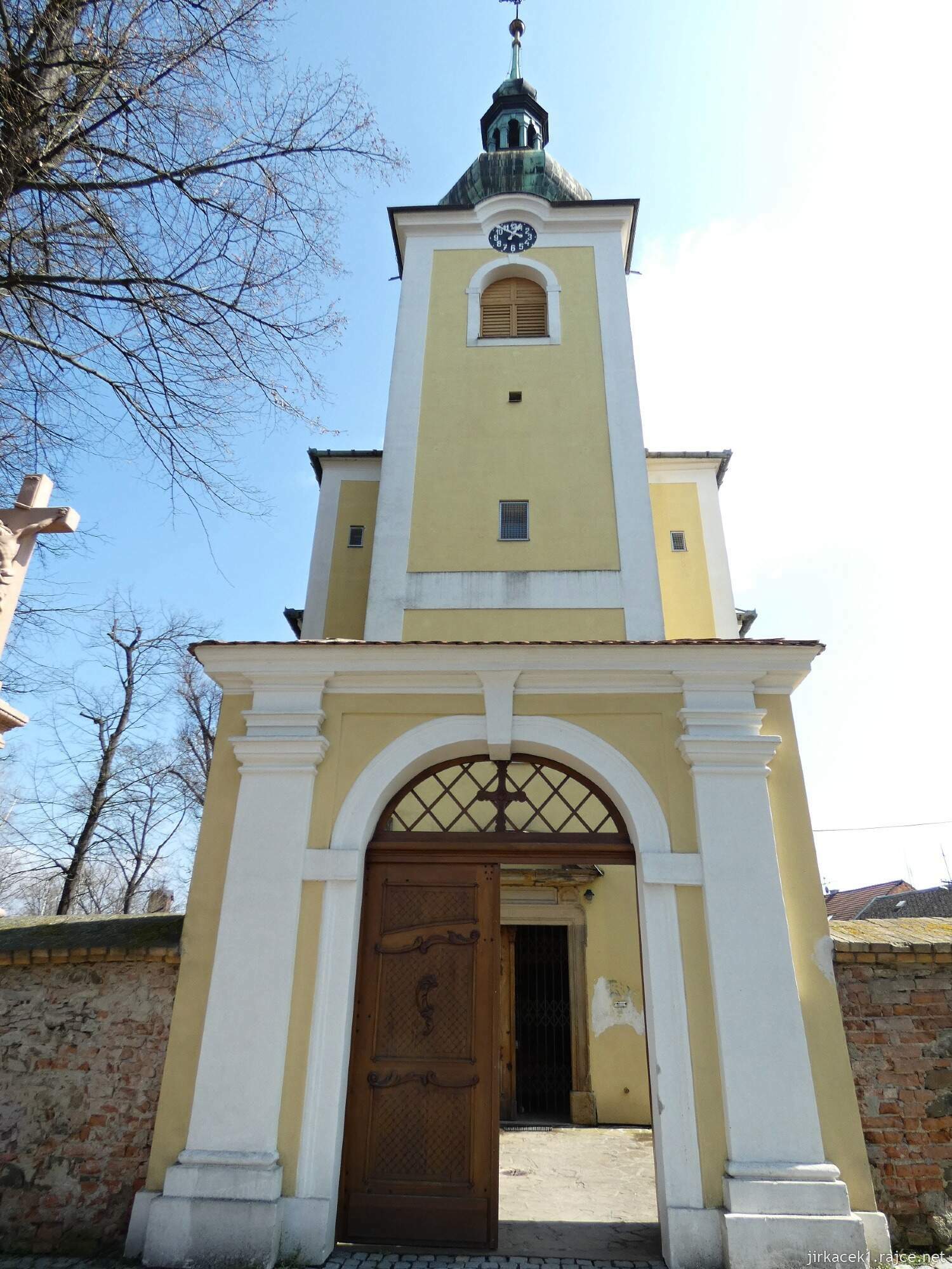 J - Pivín - kostel sv. Jiří 021