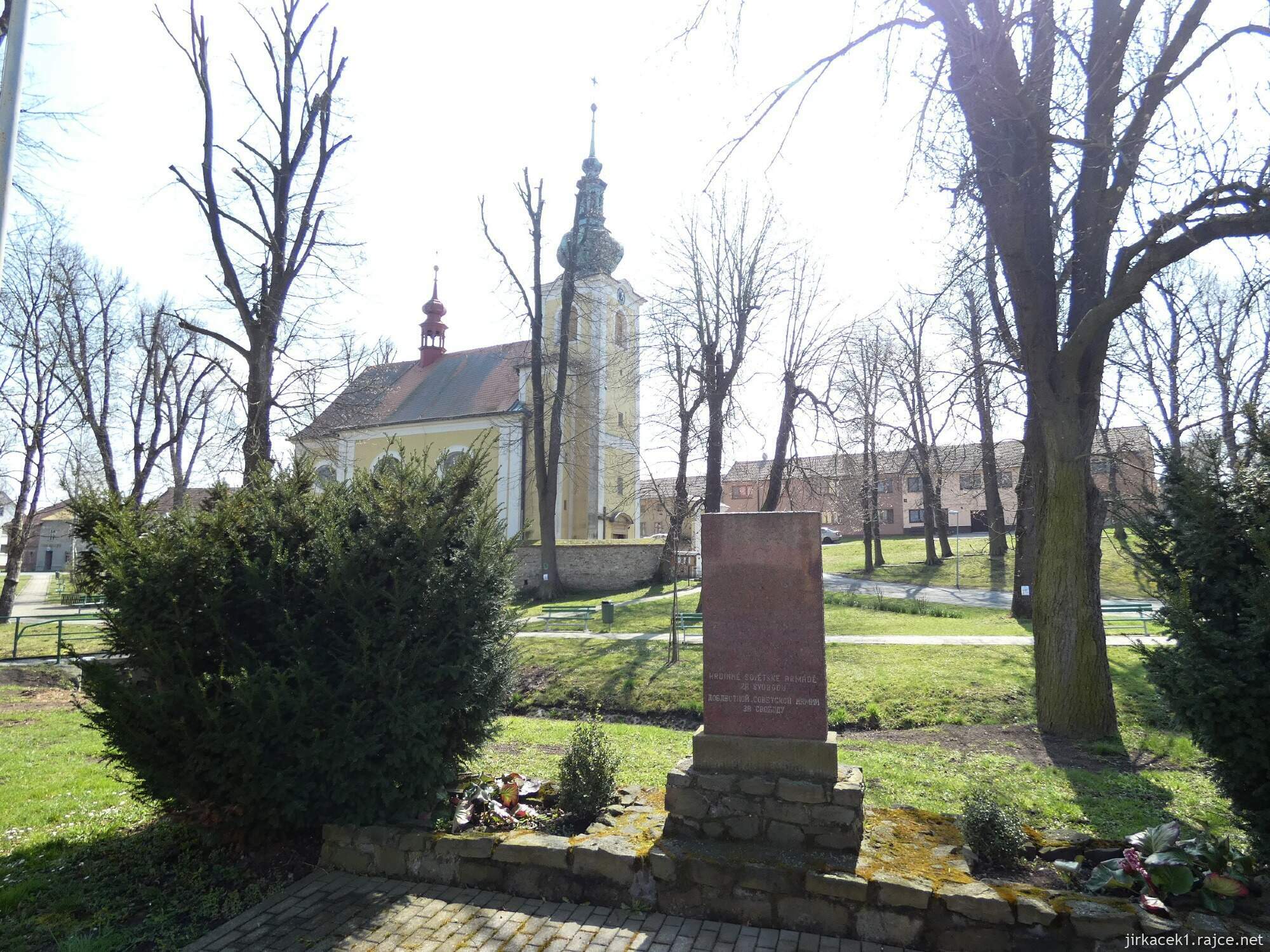 J - Pivín - kostel sv. Jiří 033