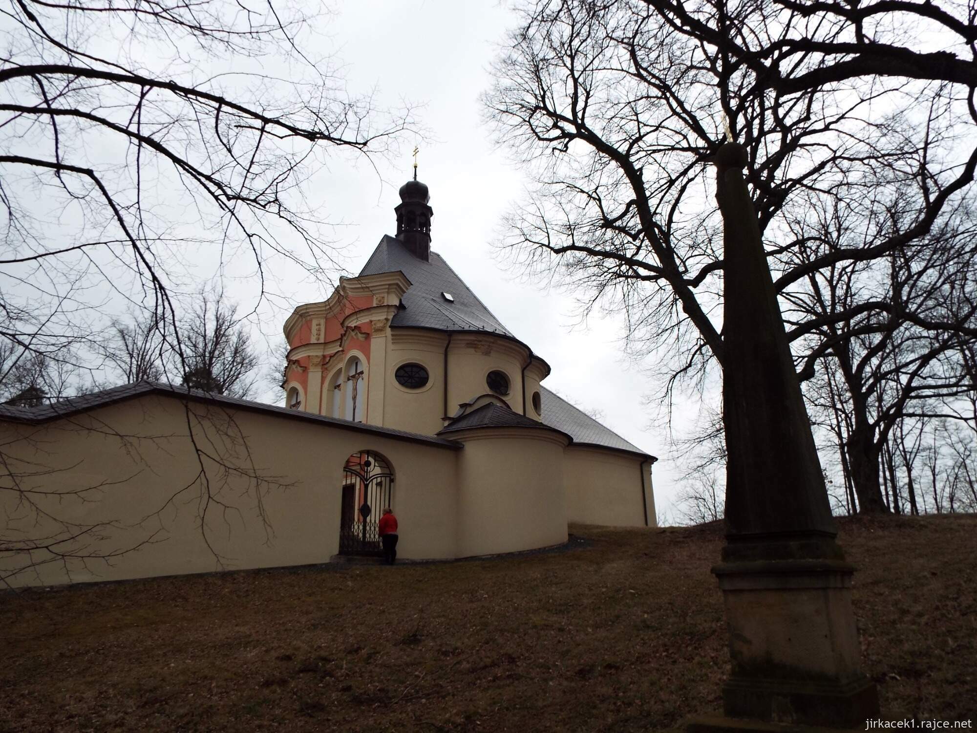 03 - Jaroměřice - Kalvárie 24 - Kostel Povýšení sv. Kříže a zastavení křížové cesty