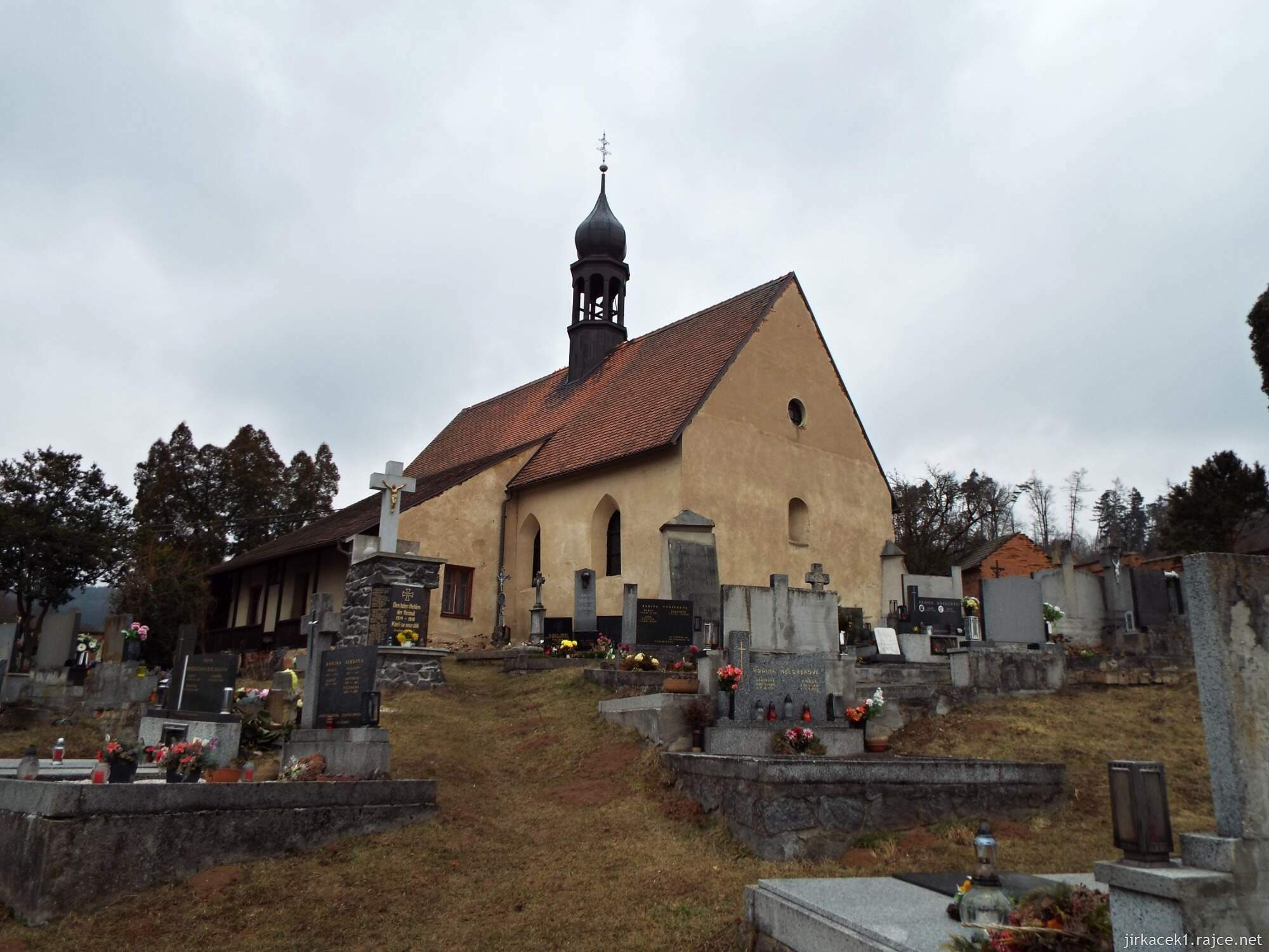 12 - Jevíčko - Kostel sv. Bartoloměje 08 a hřbitov