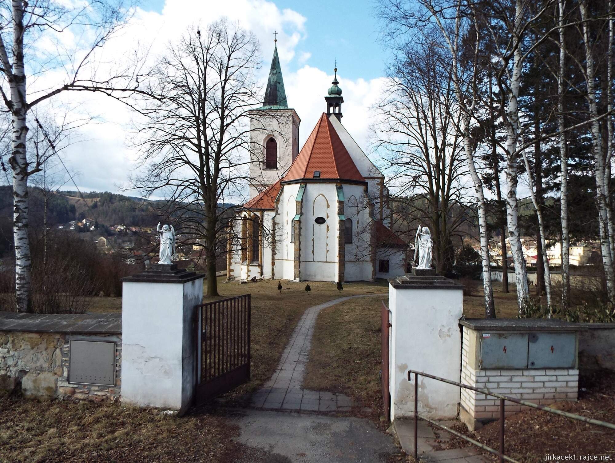 17 - Letovice - Kostel sv. Prokopa 03 - zadní pohled