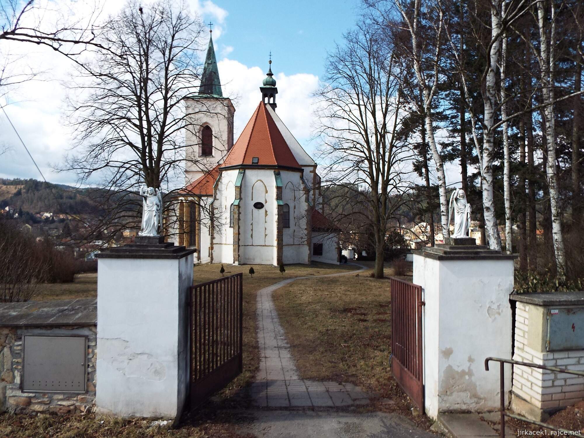 17 - Letovice - Kostel sv. Prokopa 04 - zadní pohled