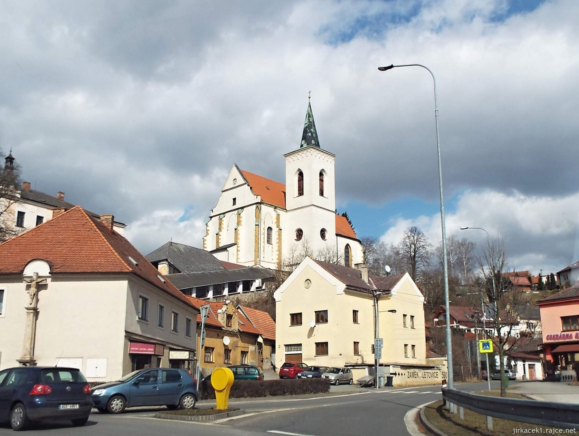 17 - Letovice - Kostel sv. Prokopa 27 - pohled od Masarykova náměstí