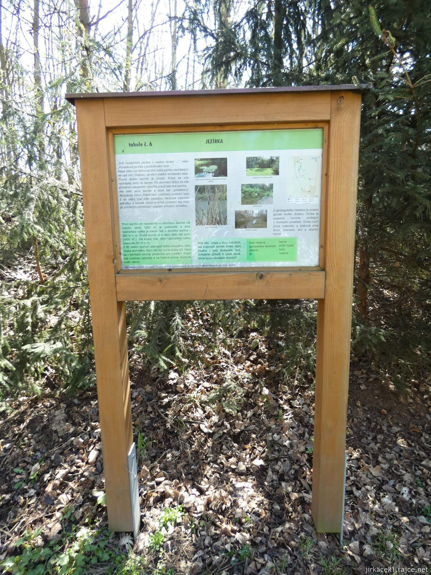 E - Skalka - jezírka v bývalém lomu 032