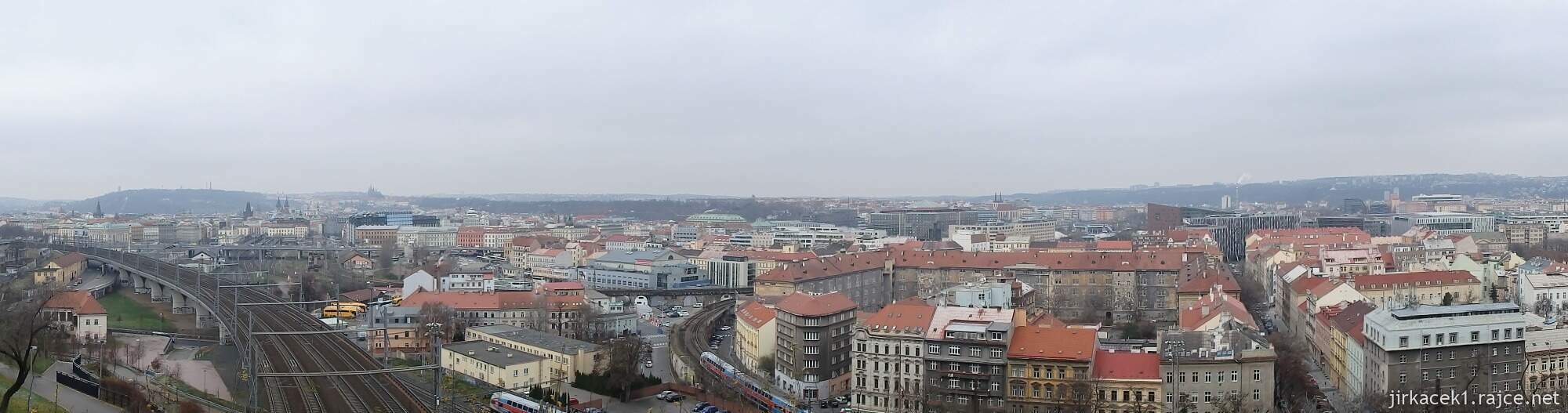 Praha - pohled na hlavní město z Vítkova