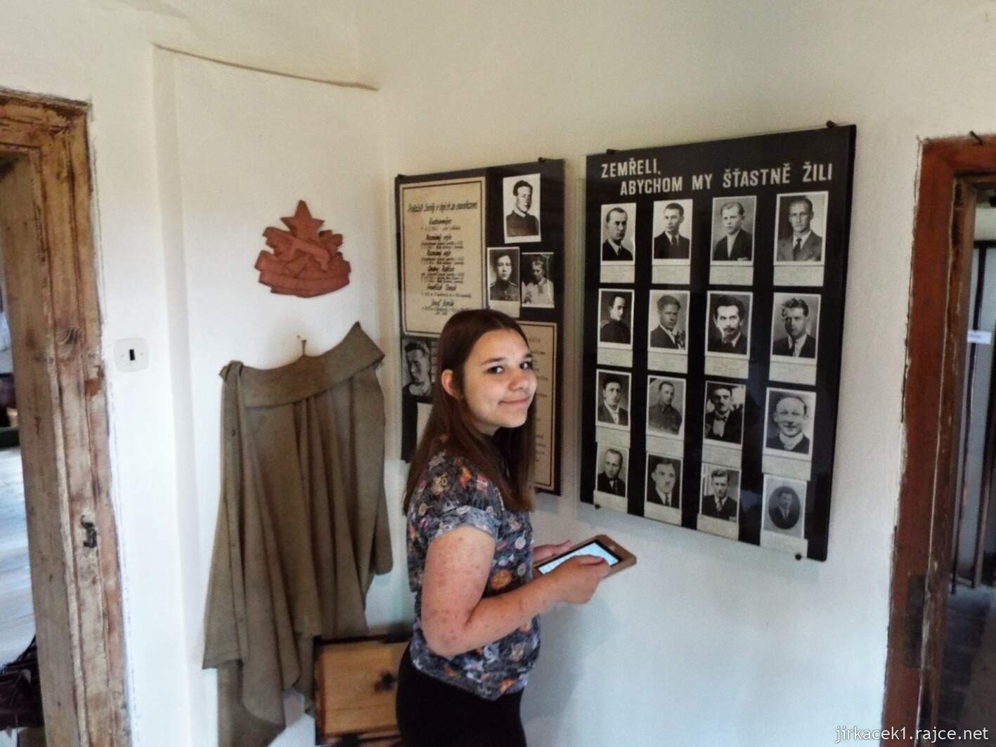 022 - Velké Karlovice - muzeum 24 - expozice o partyzánech na Valašsku