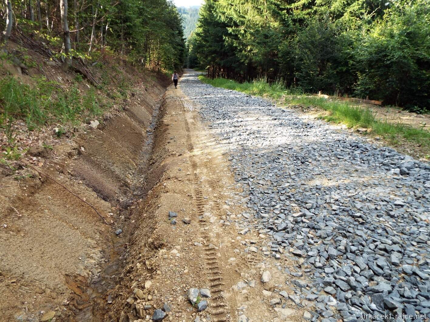 033 - cesta ze Štrčkové do Karlovic 04