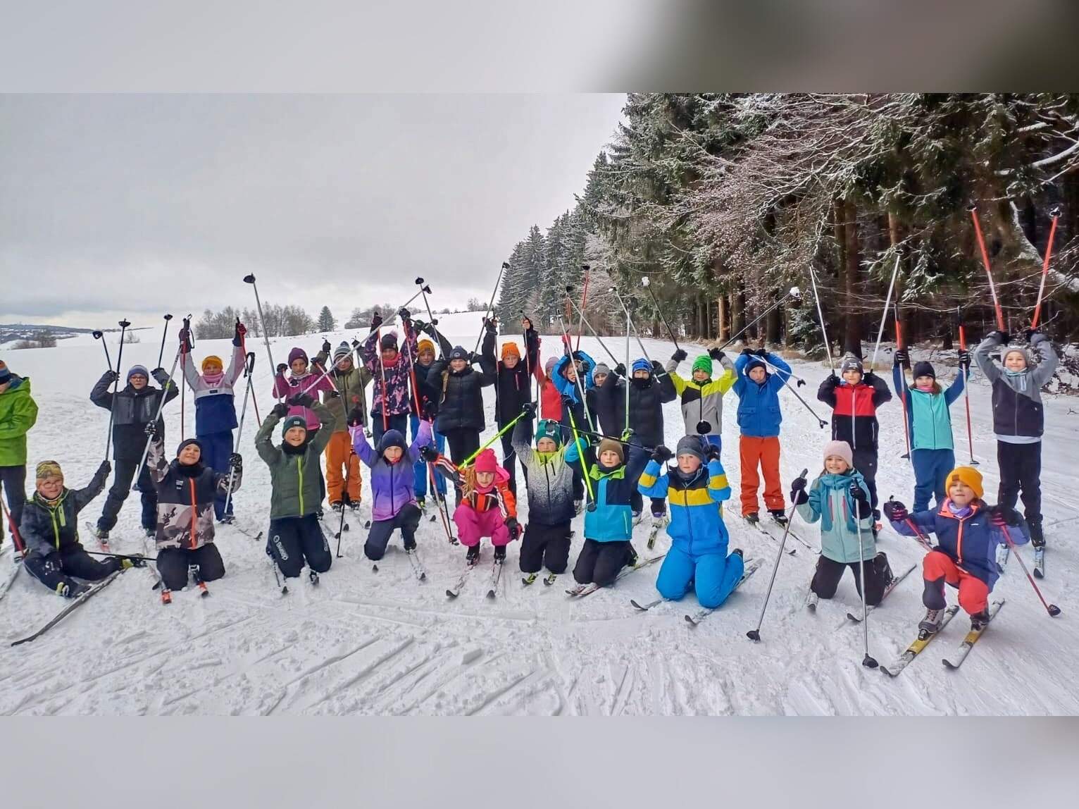 Sklené - plavci 3.A, 4.A Sklené - plavci 3.A, 4.A