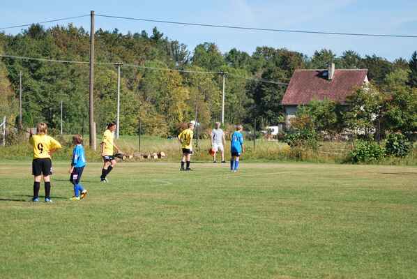 Źáci v nových dresech dne 28. 9. 2011